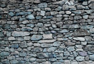 mur